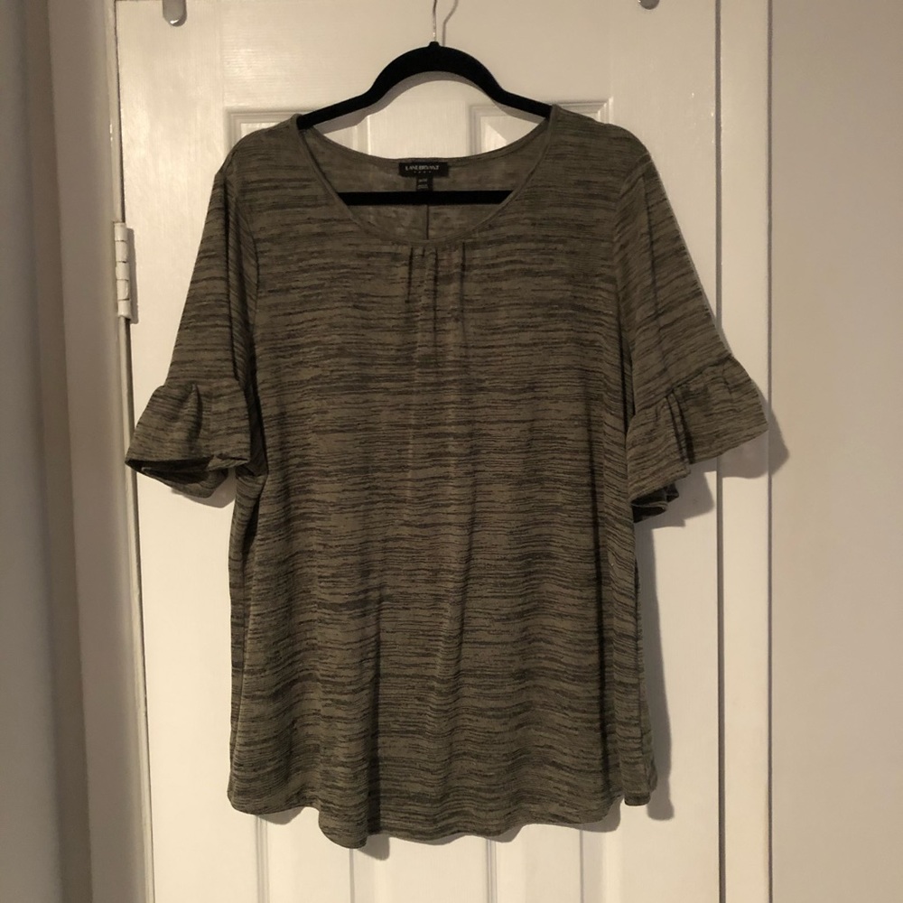 Lane Bryant ruffle tee - plus size 18/20